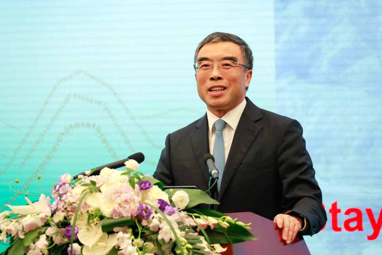  Liang Hua, Prezes Huawei przedstawia wyniki finansowe Huawei za pierwsze półorcze 2019
