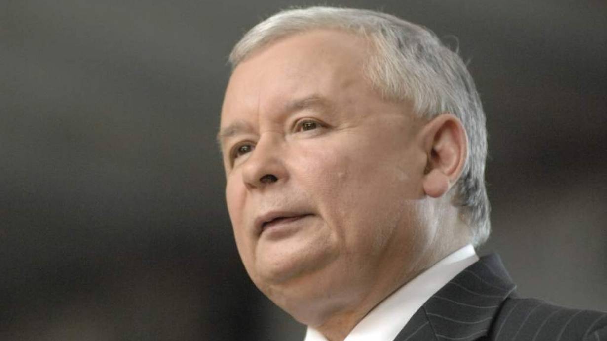 Kaczyński: PiS przygotuje ustawy obniżające zarobki posłów i senatorów o 20%