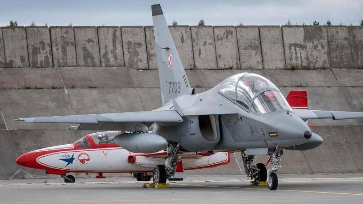Pierwsze wspólne loty polskich M-346 i F-16